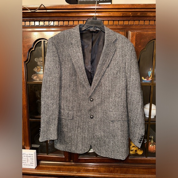 VTG Black Gray HERRINGBONE 100% WOOL HARRIS TWEED SPORT COAT 42 R jacket